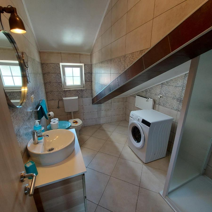 Apartments Batistic Supetarska Draga Dış mekan fotoğraf