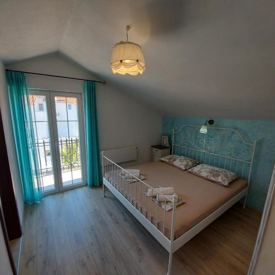 Apartments Batistic Supetarska Draga Dış mekan fotoğraf