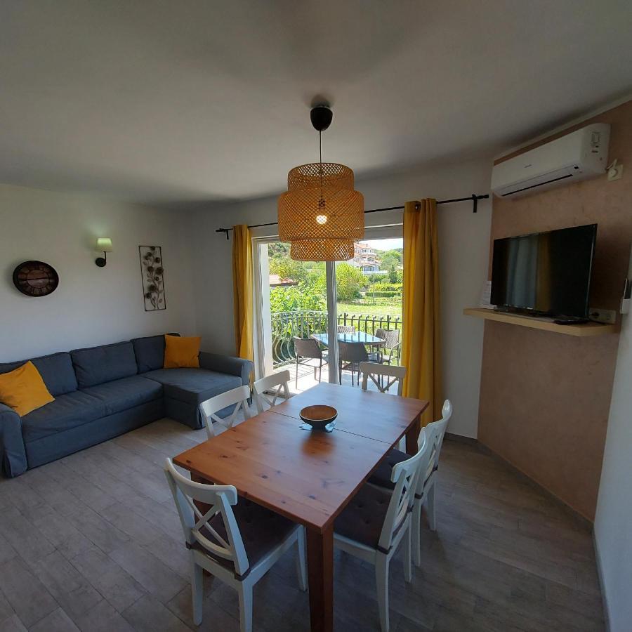 Apartments Batistic Supetarska Draga Dış mekan fotoğraf
