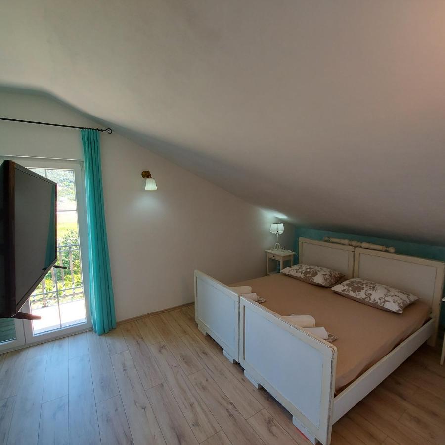 Apartments Batistic Supetarska Draga Dış mekan fotoğraf