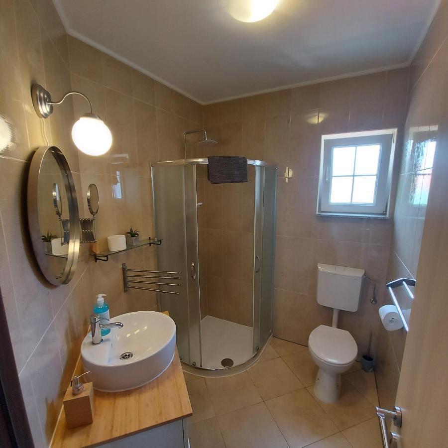Apartments Batistic Supetarska Draga Dış mekan fotoğraf