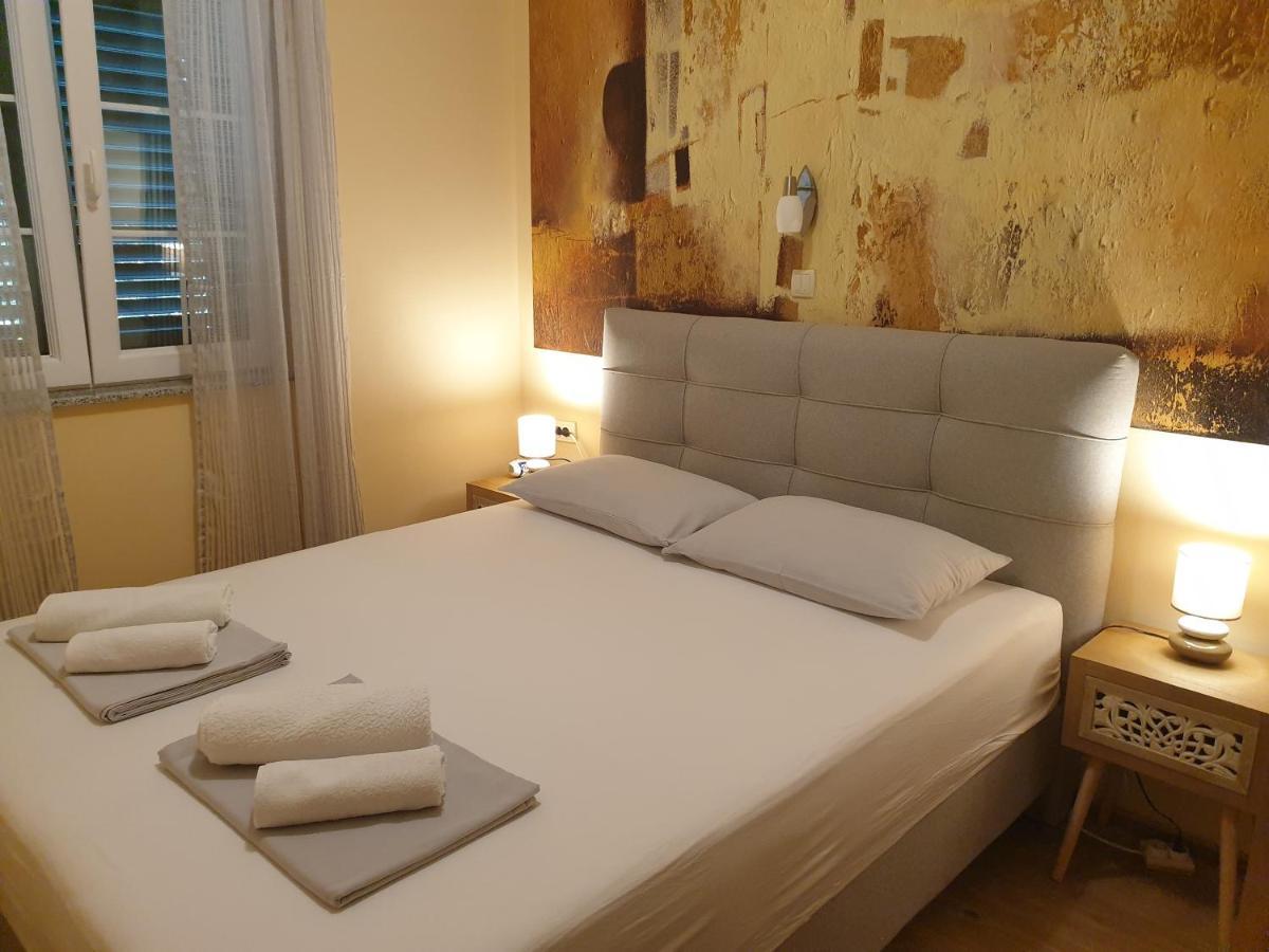 Apartments Batistic Supetarska Draga Dış mekan fotoğraf